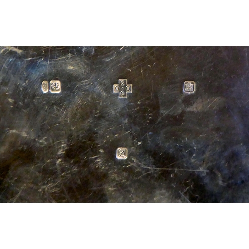 51 - A  modern Arts & Crafts Meredith Jewellery silver trinket box, the hinged lid decorated with swi... 