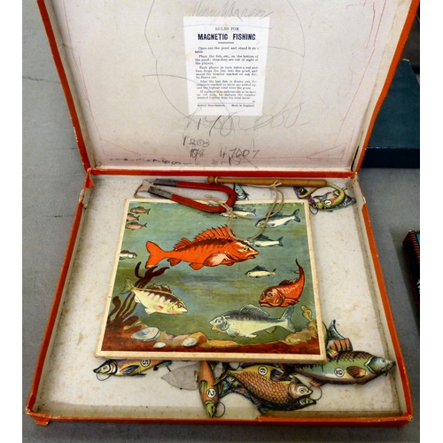 130 - Vintage board games: to include Chad Valley table croquet&nbsp;&nbsp;