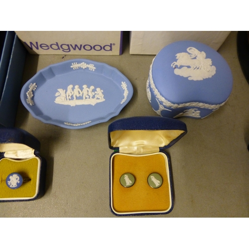 149 - Decorative items: to include Wedgwood powder blue jasper set items of personal ornament; and various... 