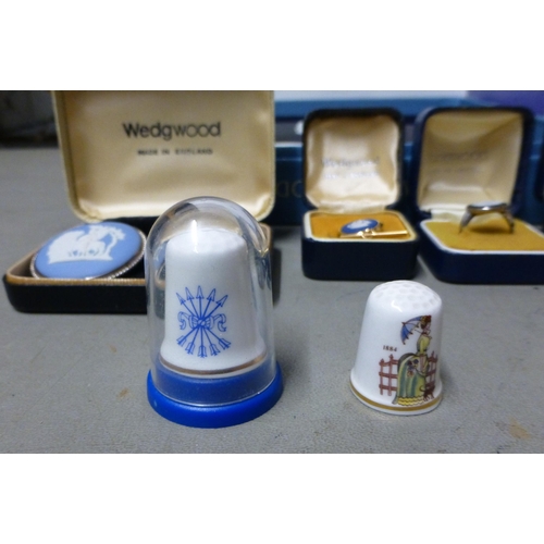149 - Decorative items: to include Wedgwood powder blue jasper set items of personal ornament; and various... 
