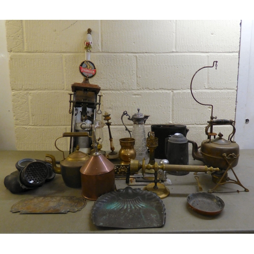 153 - Decorative and functional, mainly 20thC metalware: to include a selection of brass kettles