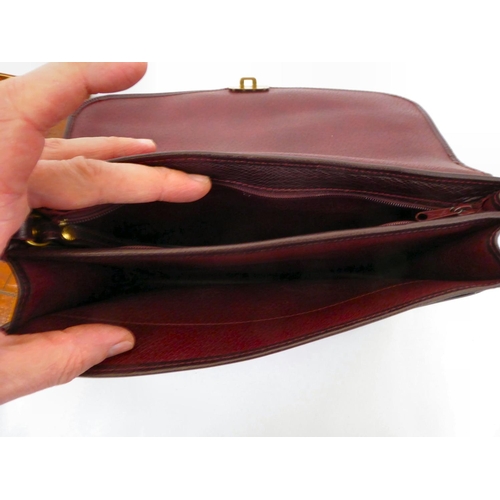 16 - Fashion accessories: to include a tan coloured, stitched crocodile skin effect bound clipboard