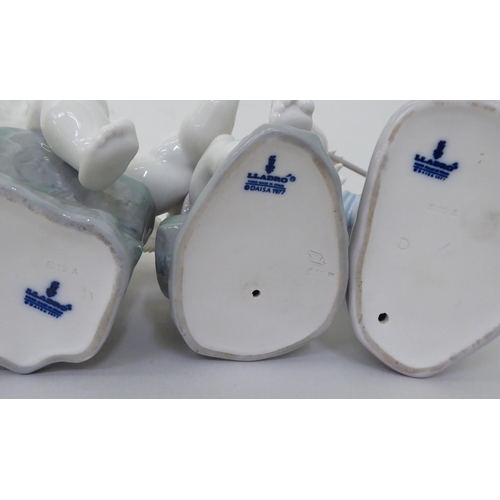 21 - Eleven Lladro porcelain angelic figures&nbsp; between 2