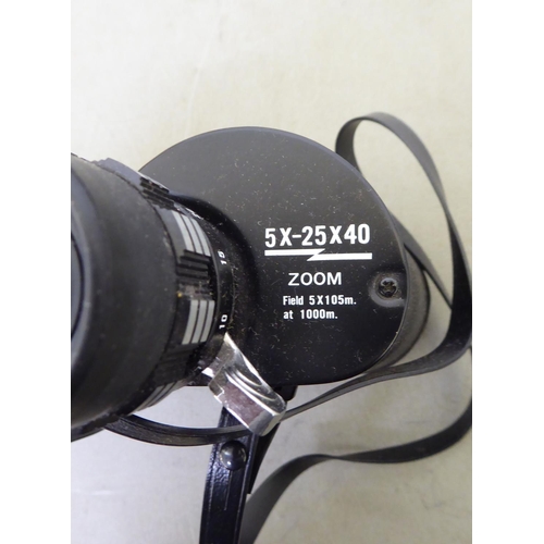40 - Photographic equipment and accessories: to include camera lenses; and binoculars&nbsp;