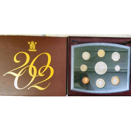 5 - Uncollated mint and other proof coins: to include a Golden Jubilee &pound;5 coin presentation pack; ... 