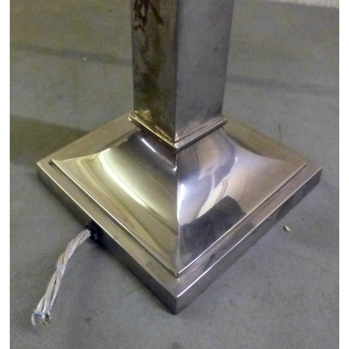 11 - A chromium plated steel desklamp&nbsp; 22