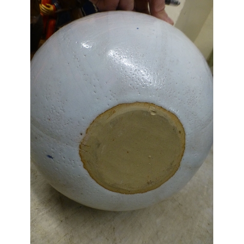 13 - Interior designer accessories: to include a modern china, cylindrical stickstand, decorated in blue ... 