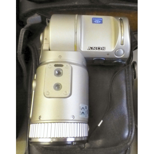 24 - Optical equipment: to include an Optus sighting scope