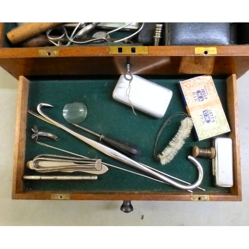 29 - A late Victorian mahogany physician/doctor's box with a hinged lid and two drawers, containing medic... 