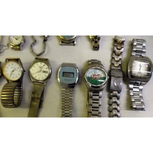 35 - Ladies and gentlemen's wristwatches  variously cased and strapped