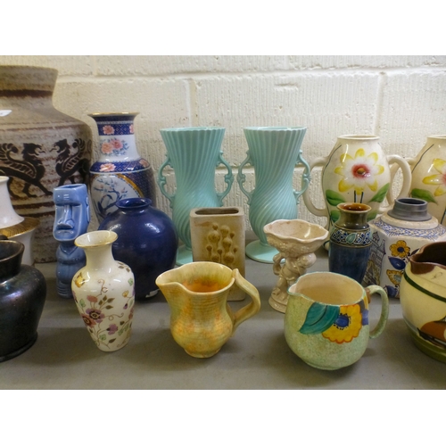 45 - Decorative ceramics: to include a Crown Devon Memphis pattern vase  8.5