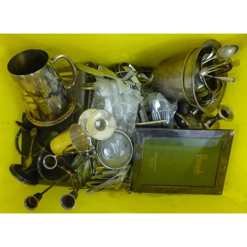 51 - EPNS and silver plate: to include flatware; and a tankard&nbsp; 6