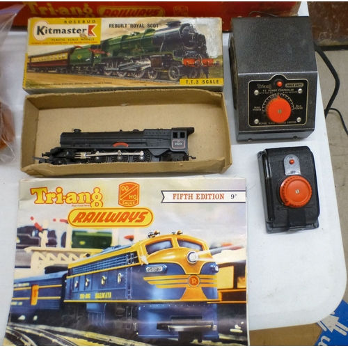 A Tri-ang 00/HO gauge train set boxed; track; and other accessories