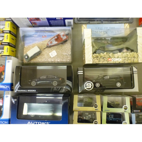 Approx. thirty-two diecast model vehicles, mostly 1/43 scale boxed and ...