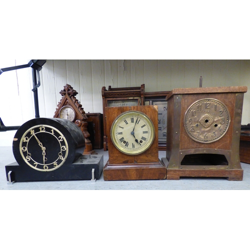 133 - Horologist items, mainly early 20thC variously cased mantel timepieces and clocks&nbsp; (for spares ... 