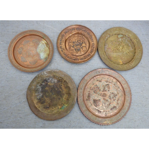 142 - Metalware: to include four Arts & Crafts inspired Lombard copper chargers&nbsp; 17