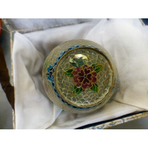 107 - A mixed lot: to include a Saung-Guak harp, decorated with gilding&nbsp; 13