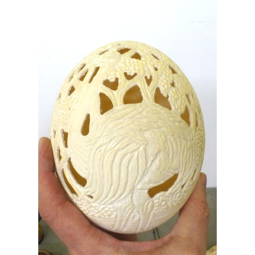 113 - A mixed lot: to include an ostrich egg, decorated with an ostrich&nbsp; 6