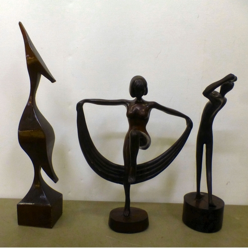 114 - Interior decorators items: to include a composition plaque, depicting two figures inscribed Kormis&n... 