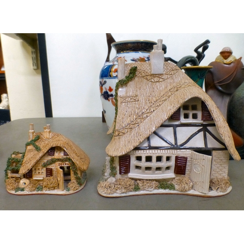 114 - Interior decorators items: to include a composition plaque, depicting two figures inscribed Kormis&n... 