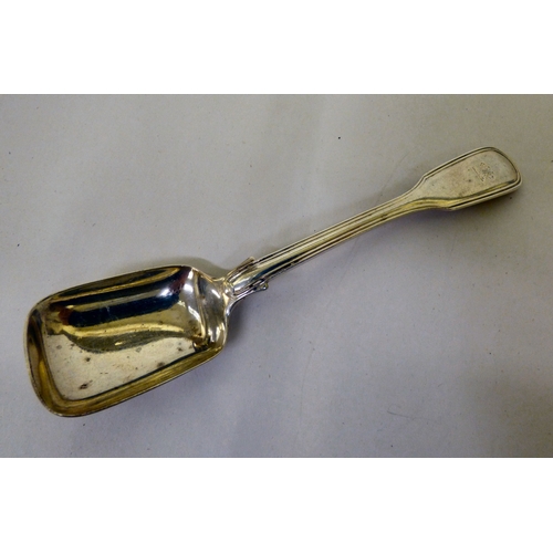 119 - Silver collectables: to include a pair of sugar tongs&nbsp; London 1849&nbsp; (approx. combined gros... 