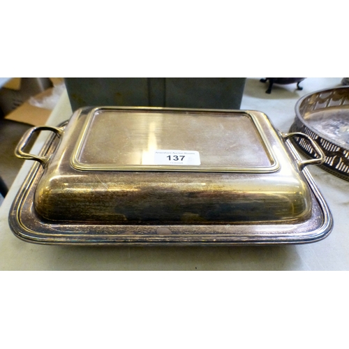 137 - Silver plate: to include an entr&eacute;e dish and cover&nbsp; 12