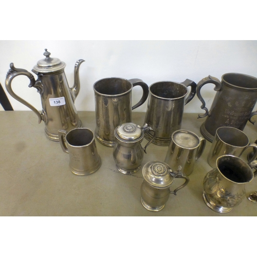 138 - Pewter: to include an 18th C quart tankard
