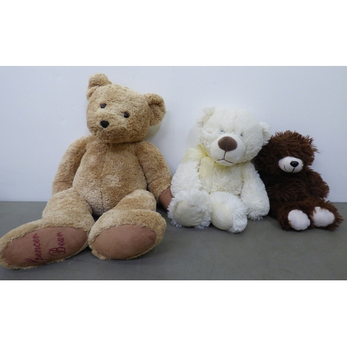 152 - Modern soft toys, mainly Teddy bears: to include an example by Festive Productions&nbsp; 14