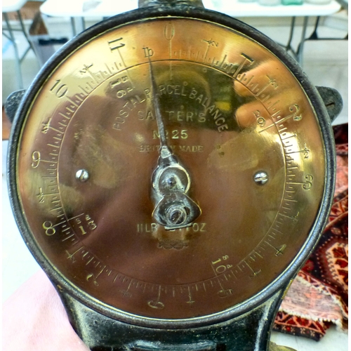 71 - A set of vintage cast iron Salters postal parcel balance scales&nbsp; model no.25&nbsp; 9