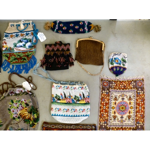 75 - Bead bags and purses&nbsp; various designs and sizes&nbsp;