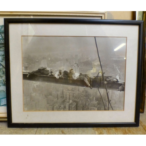 92 - Framed pictures and prints: to include Leslie Owen Davies - 'St Mary's Church, Battersea'&nbsp; oil ... 