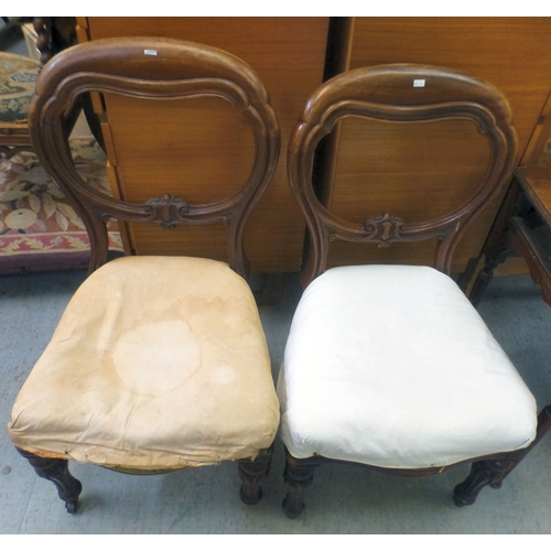 96 - Early 20thC and later small furniture: to include a mahogany splat back dining chair; and a mahogany... 