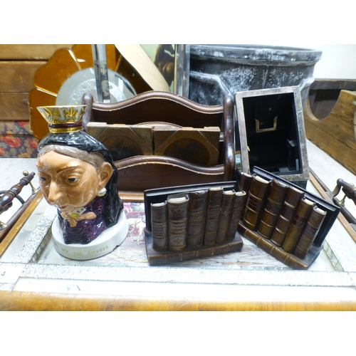 323 - Interior design accessories: to include luggage; desktop and serving items, featuring Japanese influ... 