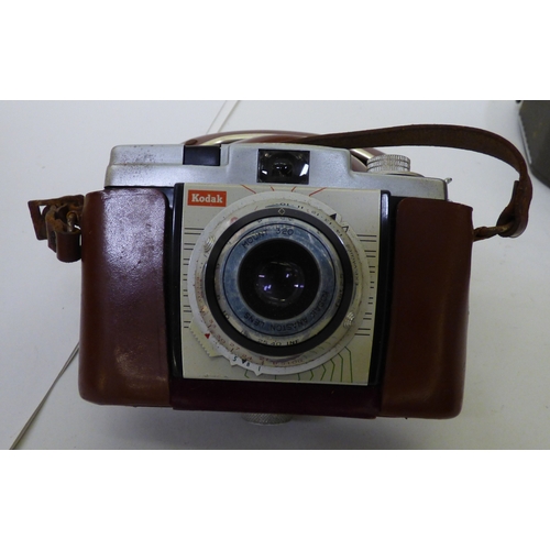 307 - Photographic equipment: to include a Kopil 200m 8EE film camera&nbsp;