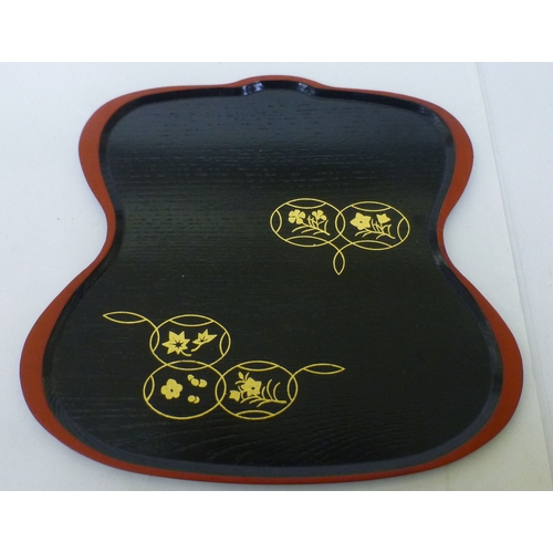 330 - Japanese lacquered tableware and accessories: to include chopsticks
