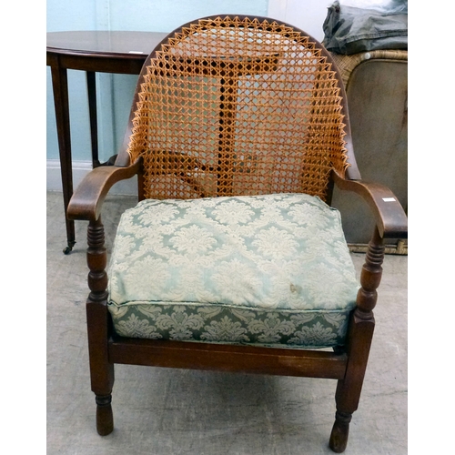 23 - Early 20thC and later small furniture: to include an Edwardian mahogany occasional table, raised on ... 