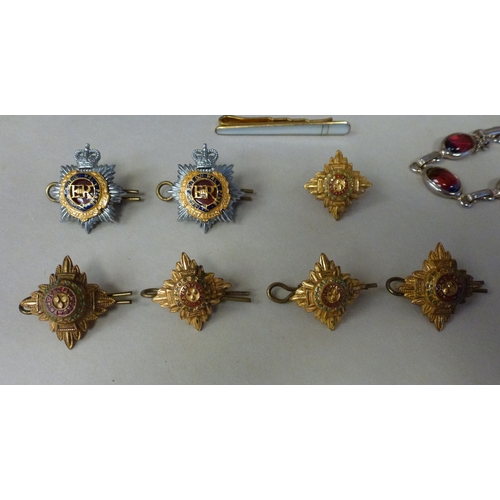 260 - A mixed lot: to include a Parker 61 gold plated fountain pen; items of personal ornament; and an 'Ac... 