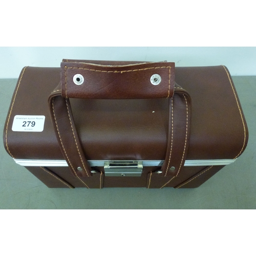 279 - An Asahi Pentax ME Super camera with carry case and accessories