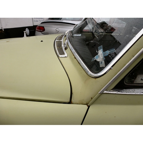 3 - A 1967 Volvo Amazon P121 1780CC motor car, in peppermint green with a manual gearbox  114,000 record... 