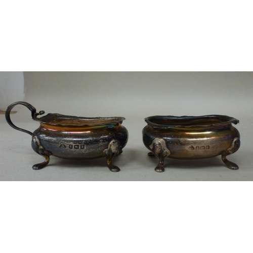 17 - Silver collectables: to include a bleeding bowl&nbsp; stamped Sterling&nbsp; 4