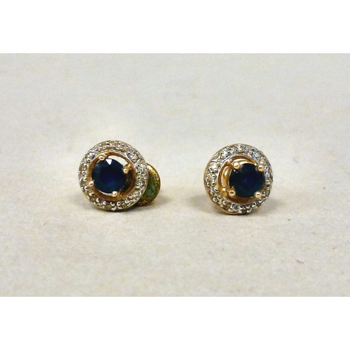 40 - A pair of 10ct gold sapphire earrings with gold plated studs&nbsp; (approx. combined gross weight 2g... 