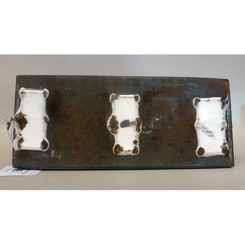 36 - An Art Deco Ronson cast metal Rondelight ballerina table lighter&nbsp; 7