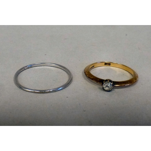 42 - Jewellery, viz. a 10ct gold neckchain&nbsp; (approx. 2.5grms); an 18ct gold diamond solitaire ring&n... 