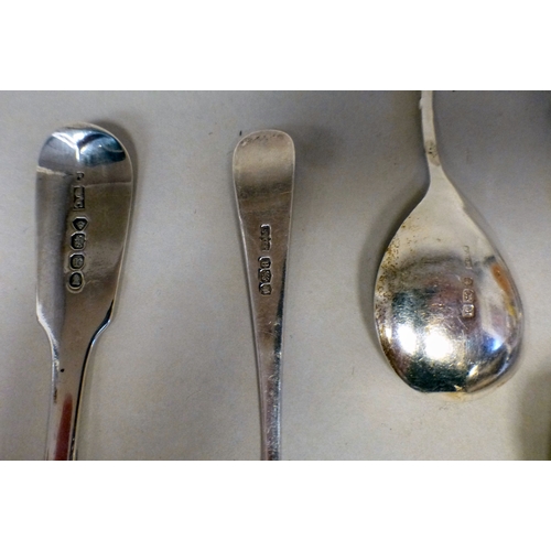 48 - Silver collectables: to include a caddy spoon&nbsp; Sheffield 1918&nbsp; (approx. combined gross wei... 