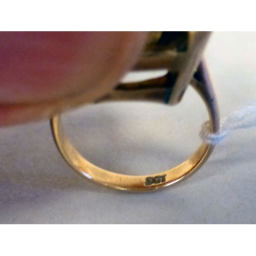 5 - A 9ct gold smoky quartz set ring&nbsp; (approx. 9grms)