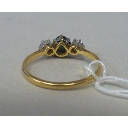 59 - An 18ct gold diamond and garnet set ring&nbsp; (approx. 2grms)