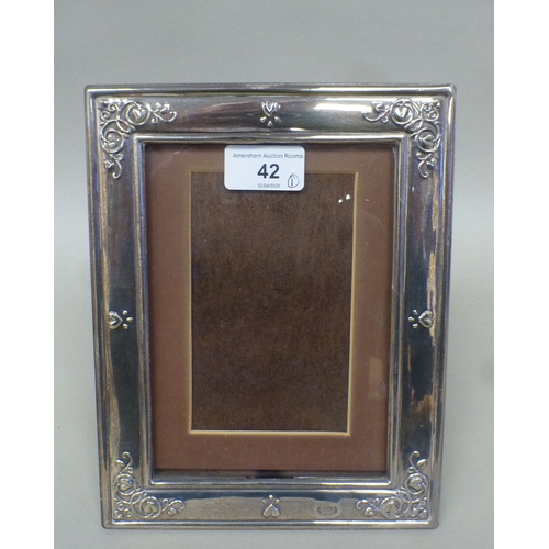 Lot 42        