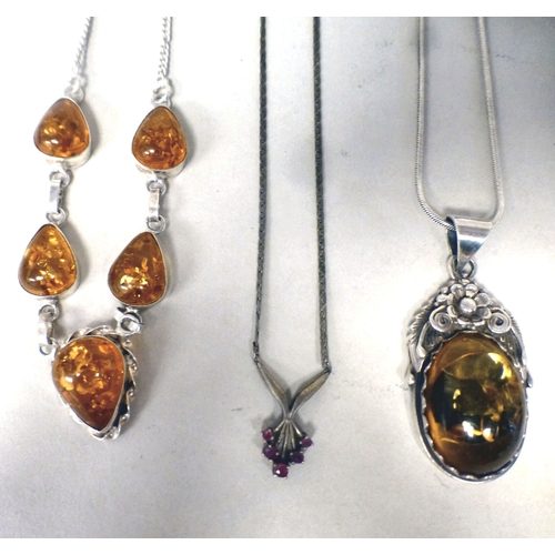 10 - Silver and white metal jewellery&nbsp; variously set&nbsp; (approx. combined gross weight 230grms)
