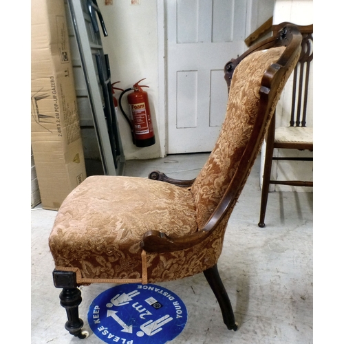40 - Small furniture: to include a mid 20thC brass tray   30