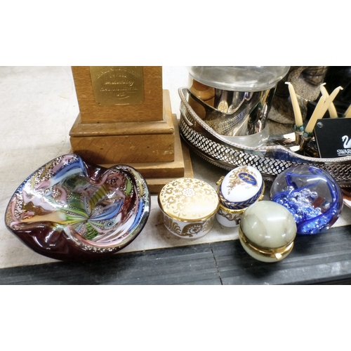 53 - A mixed lot: to include a silver plated oval serving tray&nbsp; 15